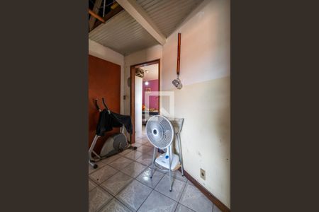 Casa à venda com 275m², 5 quartos e 5 vagasCorredor