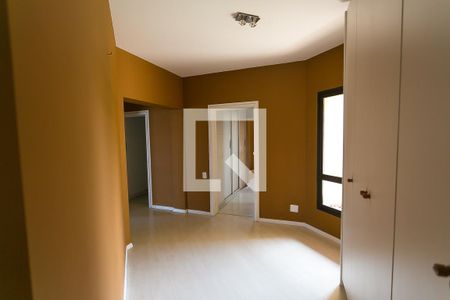 Apartamento à venda com 242m², 3 quartos e 4 vagassala 3