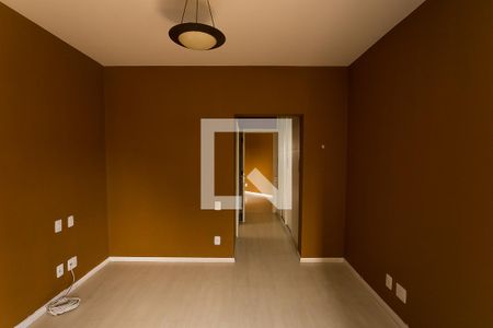 Apartamento à venda com 242m², 3 quartos e 4 vagassuíte 1