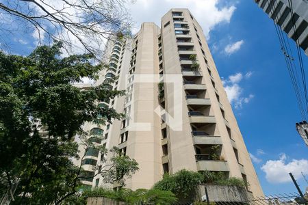 Apartamento à venda com 242m², 3 quartos e 4 vagasFachada