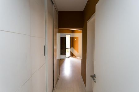 Apartamento à venda com 242m², 3 quartos e 4 vagassuíte 1