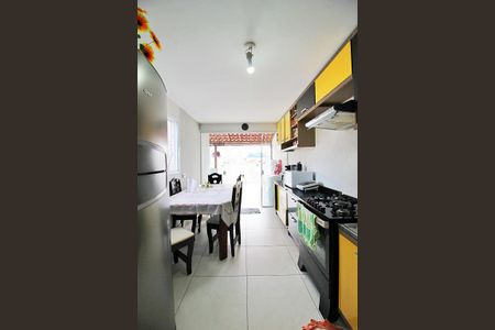 Apartamento para alugar com 88m², 2 quartos e 2 vagasCozinha