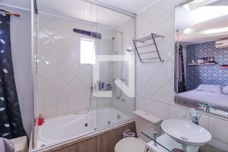 Casa de condomínio à venda com 170m², 3 quartos e 2 vagas Casa de condomínio à venda com 170m², 3 quartos e 2 vagasBanheiro da Suíte 1