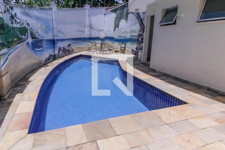 Casa de condomínio à venda com 170m², 3 quartos e 2 vagas Casa de condomínio à venda com 170m², 3 quartos e 2 vagasÁrea comum - Piscina