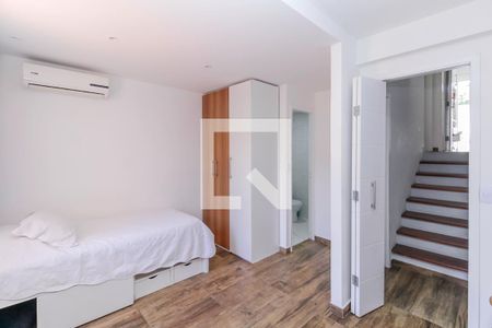 Casa de condomínio à venda com 170m², 3 quartos e 2 vagas Casa de condomínio à venda com 170m², 3 quartos e 2 vagasSuíte 3