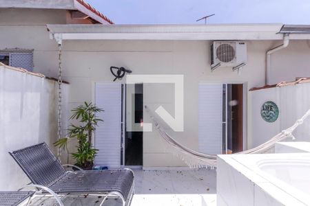 Casa de condomínio à venda com 170m², 3 quartos e 2 vagas Casa de condomínio à venda com 170m², 3 quartos e 2 vagasSpa