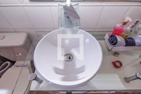 Casa de condomínio à venda com 170m², 3 quartos e 2 vagas Casa de condomínio à venda com 170m², 3 quartos e 2 vagasBanheiro da Suíte 1