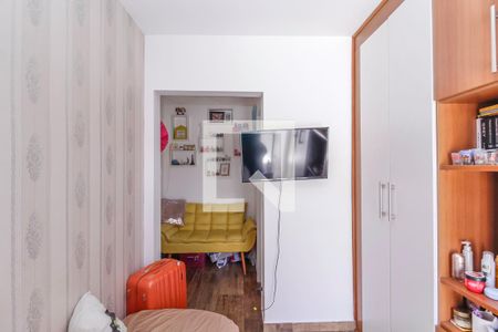 Casa de condomínio à venda com 170m², 3 quartos e 2 vagas Casa de condomínio à venda com 170m², 3 quartos e 2 vagasSuíte 2