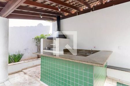 Apartamento para alugar com 70m², 3 quartos e 2 vagasÁrea comum - Churrasqueira
