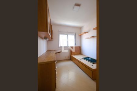 Apartamento para alugar com 70m², 3 quartos e 2 vagasQuarto 3