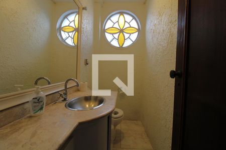 Lavabo de casa para alugar com 3 quartos, 147m² em Jardim Nosso Lar, São Paulo