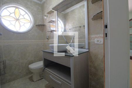 Casa para alugar com 147m², 3 quartos e 2 vagasBanheiro da suíte