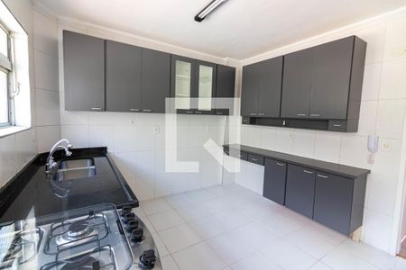 Apartamento à venda com 70m², 3 quartos e sem vagaCozinha