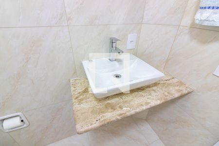 Apartamento à venda com 70m², 3 quartos e sem vagaBanheiro