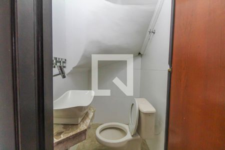 Lavabo de casa para alugar com 2 quartos, 125m² em Vila Alpina, São Paulo