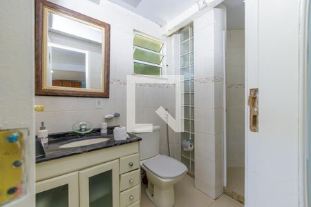 Casa de condomínio à venda com 490m², 6 quartos e 5 vagas Casa de condomínio à venda com 490m², 6 quartos e 5 vagasBanheiro Suíte 4