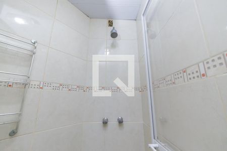 Casa de condomínio à venda com 490m², 6 quartos e 5 vagas Casa de condomínio à venda com 490m², 6 quartos e 5 vagasBanheiro Suíte 4