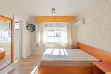 Sala/Quarto de kitnet/studio para alugar com 1 quarto, 24m² em Centro Histórico, Porto Alegre