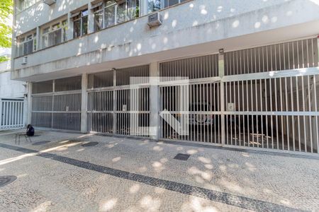 Apartamento à venda com 54m², 1 quarto e sem vagaFachada