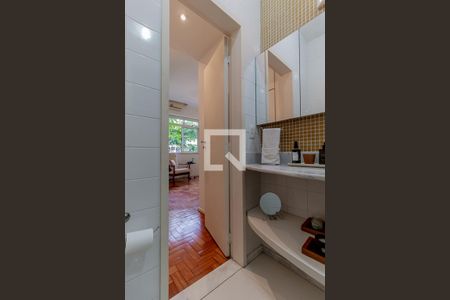 Apartamento à venda com 54m², 1 quarto e sem vagaBanheiro da Suíte