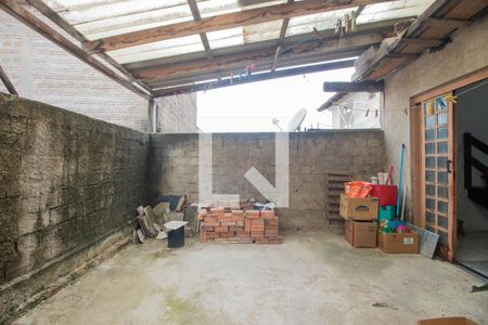 Casa à venda com 96m², 3 quartos e 1 vaga Casa à venda com 96m², 3 quartos e 1 vagaPátio e Área de Serviço