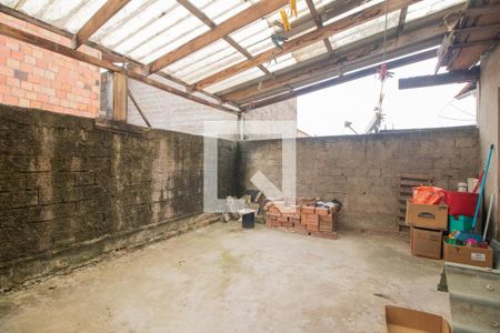 Casa à venda com 96m², 3 quartos e 1 vaga Casa à venda com 96m², 3 quartos e 1 vagaPátio e Área de Serviço