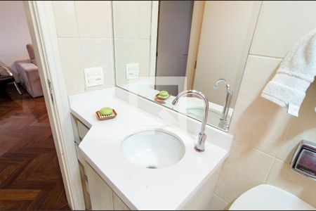 Apartamento para alugar com 67m², 2 quartos e 1 vagaBanheiro Social