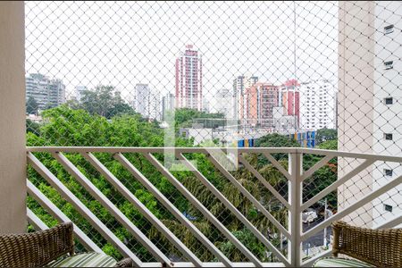 Apartamento para alugar com 67m², 2 quartos e 1 vagaVaranda