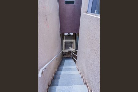 Casa para alugar com 40m², 1 quarto e sem vagaEscada