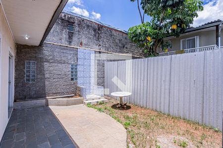 Casa para alugar com 40m², 1 quarto e sem vagaQuintal