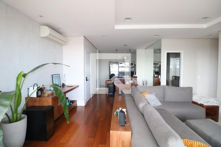 Sala de apartamento para alugar com 3 quartos, 150m² em Vila Romana, São Paulo