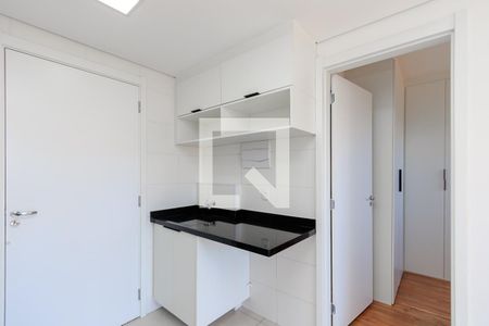 Sala/Cozinha de apartamento para alugar com 1 quarto, 28m² em Vila das Belezas, São Paulo