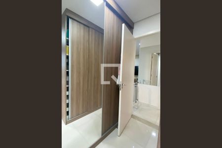 Apartamento para alugar com 76m², 2 quartos e 1 vagaSuíte 1