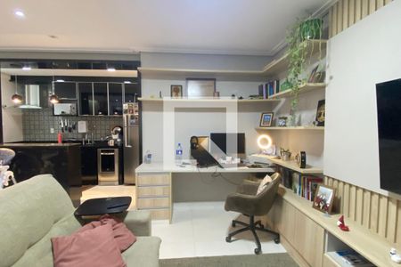 Sala de apartamento para alugar com 2 quartos, 76m² em Empresarial 18 do Forte, Barueri