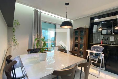 Sala de apartamento para alugar com 2 quartos, 76m² em Empresarial 18 do Forte, Barueri
