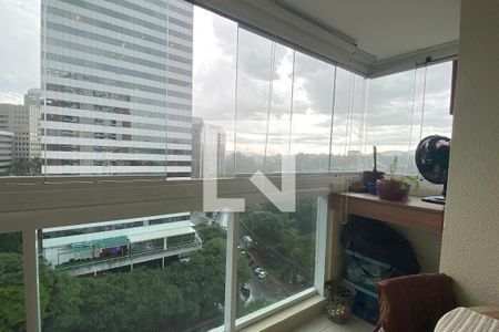 Varanda de apartamento para alugar com 2 quartos, 76m² em Empresarial 18 do Forte, Barueri