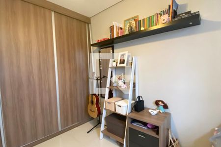 Apartamento para alugar com 76m², 2 quartos e 1 vagaQuarto 2