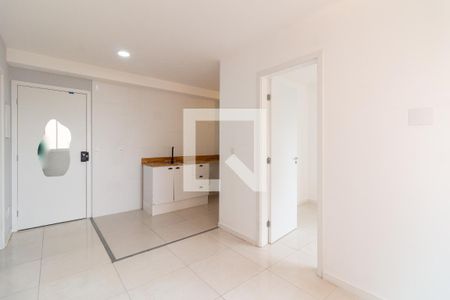 Sala/Cozinha de apartamento para alugar com 2 quartos, 36m² em Jardim Ester Yolanda, São Paulo