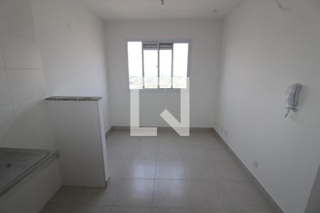 Sala/Cozinha de apartamento para alugar com 2 quartos, 36m² em Jardim Planalto, São Paulo