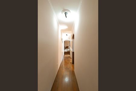 Casa à venda com 172m², 3 quartos e 2 vagas Casa à venda com 172m², 3 quartos e 2 vagasCorredor