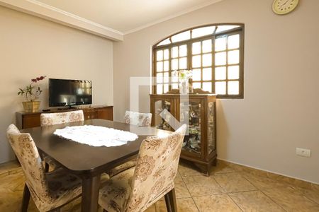 Casa à venda com 172m², 3 quartos e 2 vagas Casa à venda com 172m², 3 quartos e 2 vagasCozinha