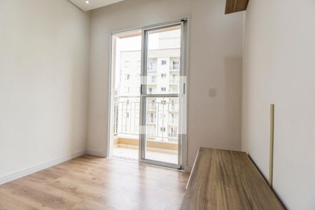 Sala de apartamento para alugar com 1 quarto, 60m² em Jardim Tupanci, Barueri