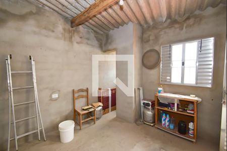 Casa à venda com 72m², 3 quartos e 1 vagaQuarto de Serviço