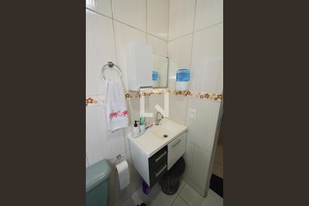 Casa à venda com 72m², 3 quartos e 1 vagaBanheiro 1