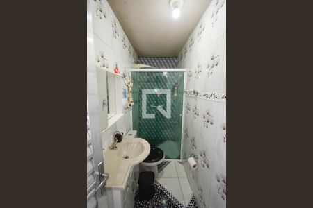 Casa à venda com 72m², 3 quartos e 1 vagaBanheiro 2