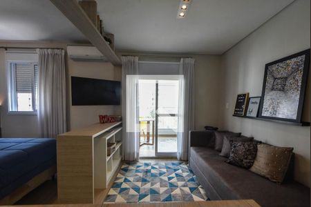 Sala  de apartamento para alugar com 1 quarto, 38m² em Campo Belo, São Paulo