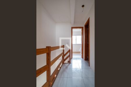 Casa de condomínio à venda com 52m², 2 quartos e 1 vagaCorredor