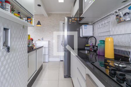 Apartamento à venda com 60m², 2 quartos e 1 vaga Apartamento à venda com 60m², 2 quartos e 1 vagaCozinha e área de serviço