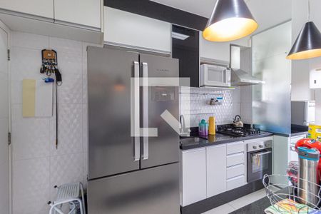 Apartamento à venda com 60m², 2 quartos e 1 vaga Apartamento à venda com 60m², 2 quartos e 1 vagaCozinha e área de serviço