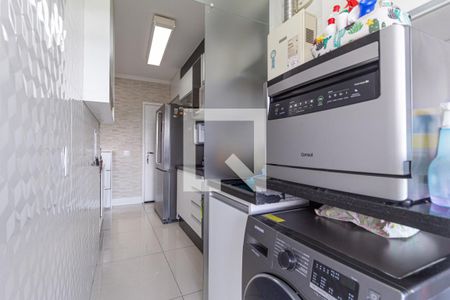 Apartamento à venda com 60m², 2 quartos e 1 vaga Apartamento à venda com 60m², 2 quartos e 1 vagaCozinha e área de serviço